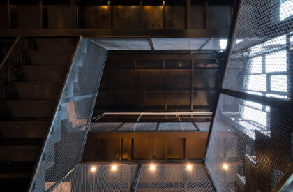 Crabsark & Crawfish Restaurant | TNT Architecture