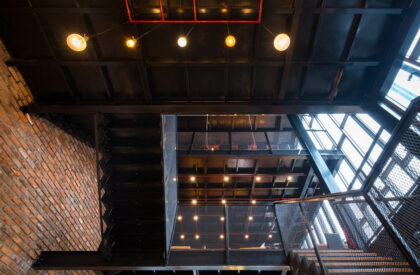 Crabsark & Crawfish Restaurant | TNT Architecture