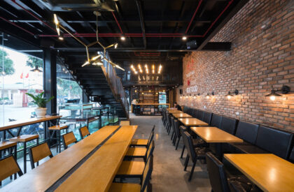 Crabsark & Crawfish Restaurant | TNT Architecture