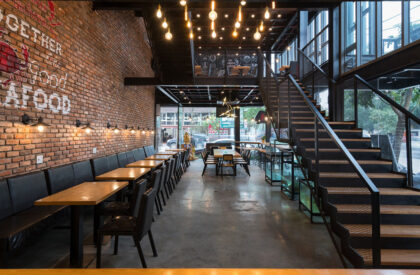 Crabsark & Crawfish Restaurant | TNT Architecture