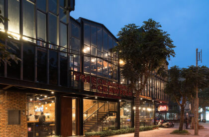 Crabsark & Crawfish Restaurant | TNT Architecture