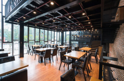 Crabsark & Crawfish Restaurant | TNT Architecture