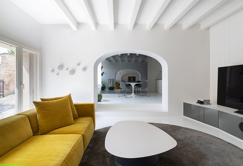 Restoration of an old house in Longiano | tissellistudioarchitetti
