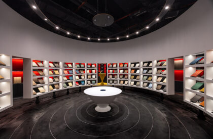 Showroom M5 - TU | TNT Architecture
