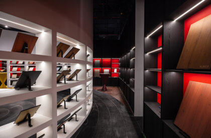 Showroom M5 - TU | TNT Architecture