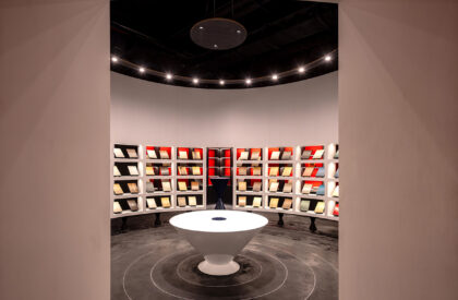 Showroom M5 - TU | TNT Architecture