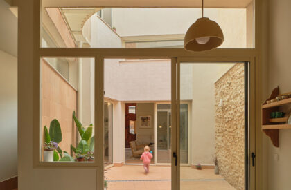 House for Piano and Violin | ENDALT Arquitectes + Josep Eixerés