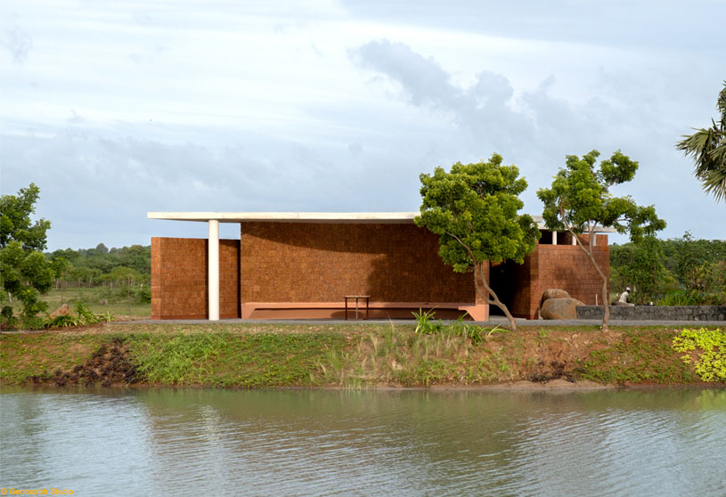 Four Walls | Studio Mango