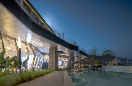 Wanzhou Yongjiang Reception Center | aoe architects