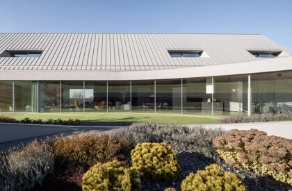 Yaw House | KWK Promes