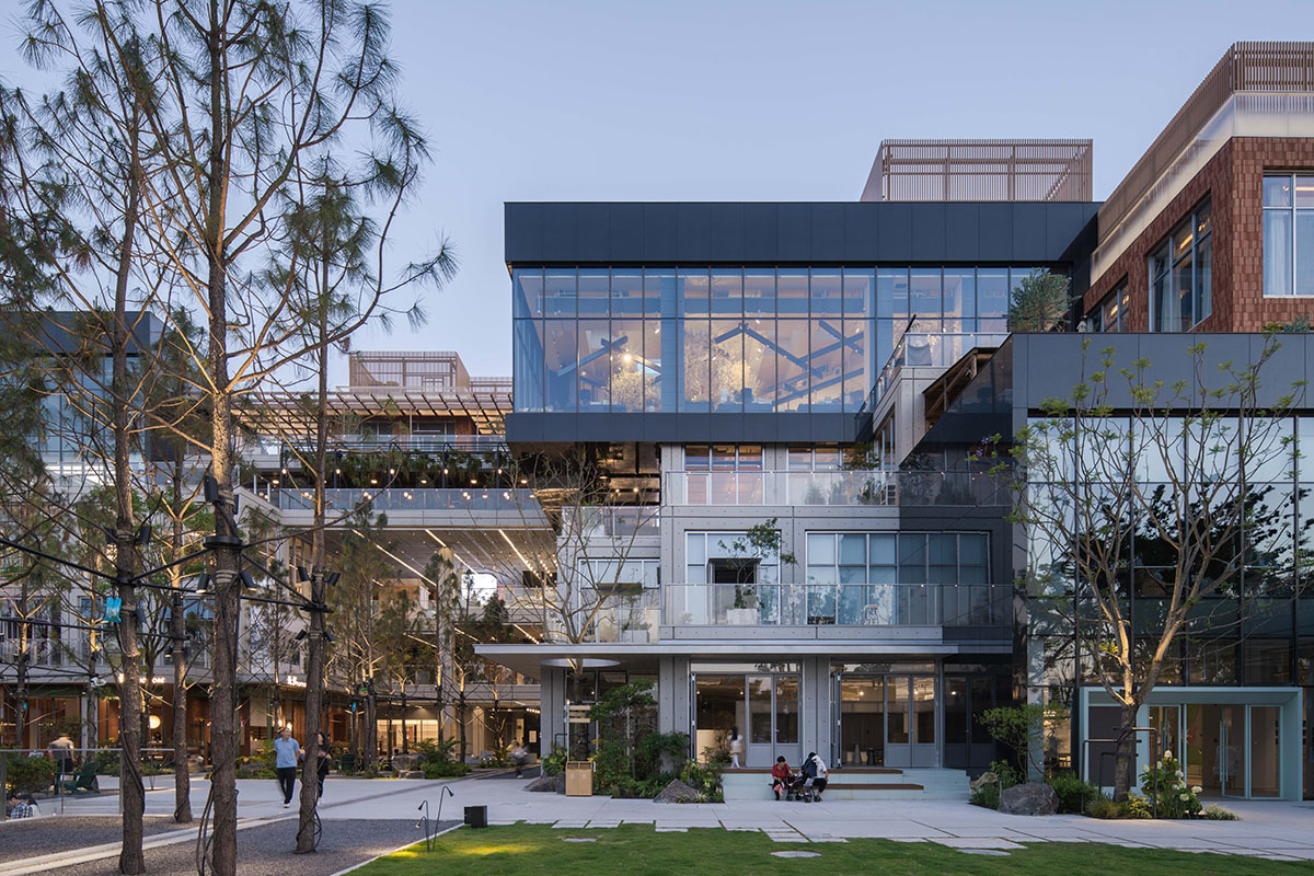 Green Heart Commercial Complex & A4X Art Center | E Plus Design