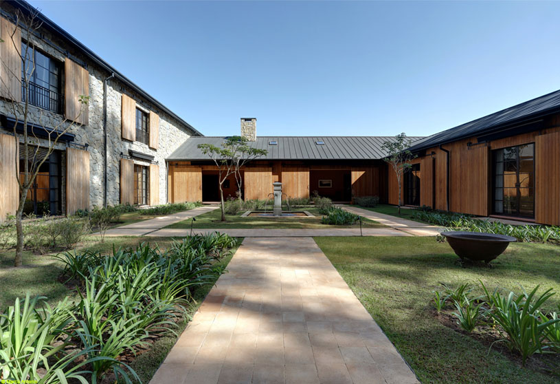 LOC Country House | Dado Castello Branco