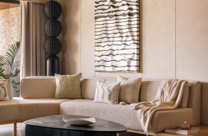Noira - Between Lines and Light | Studio Deshi
