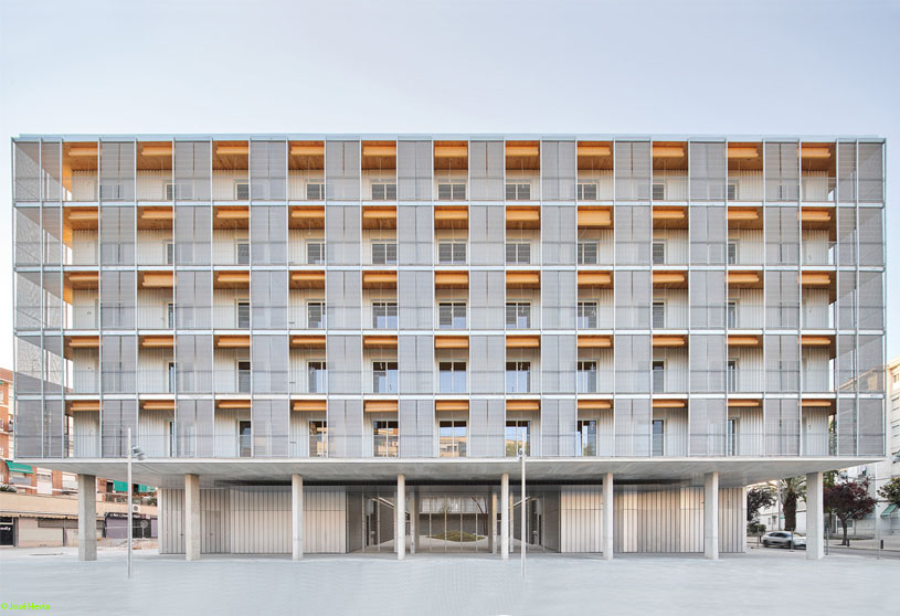 85 Social Dwellings in Cornellà | Peris + Toral Arquitectes