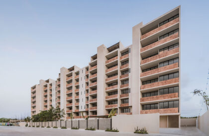 Eugenia Wow Condos | Reyes Ríos + Larrain + Gabriel Konzevik