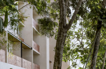 Eugenia Wow Condos | Reyes Ríos + Larrain + Gabriel Konzevik
