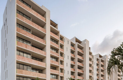 Eugenia Wow Condos | Reyes Ríos + Larrain + Gabriel Konzevik