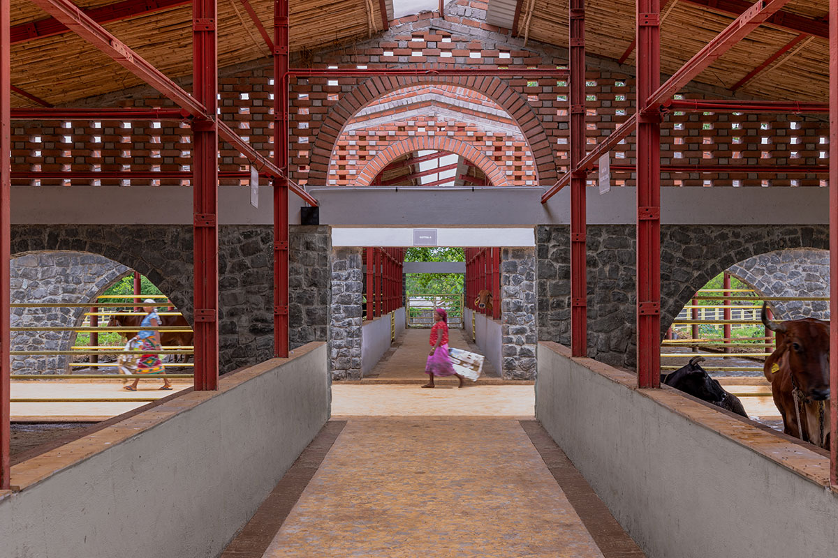 Gaughar | Compartment S4