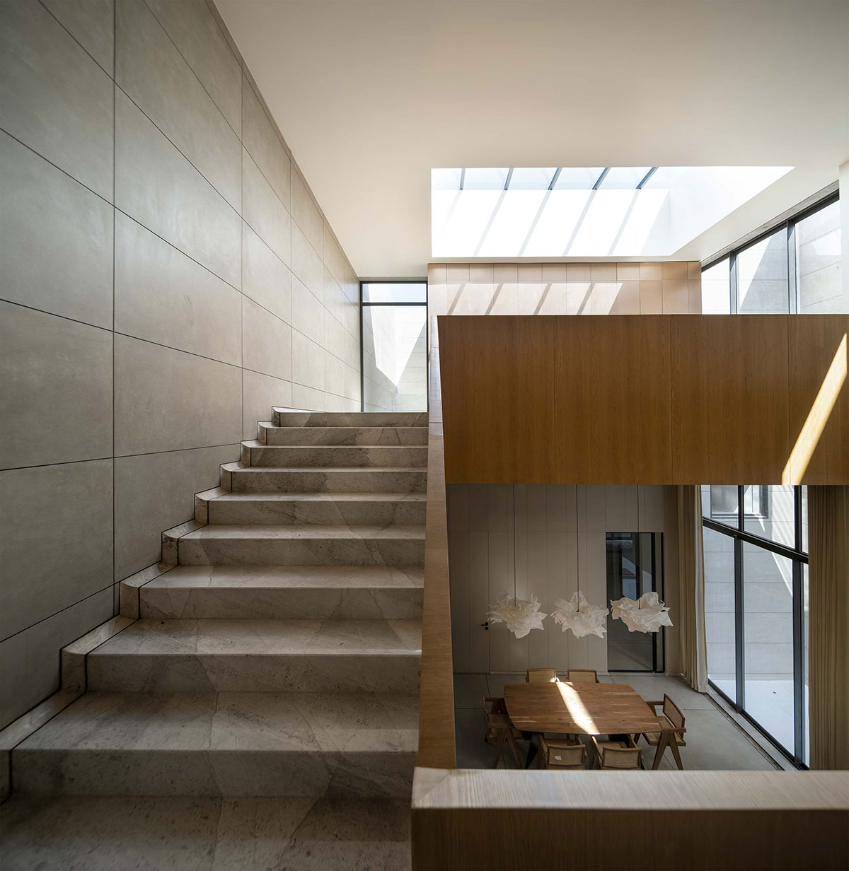 House between Walls | Studio UF+O