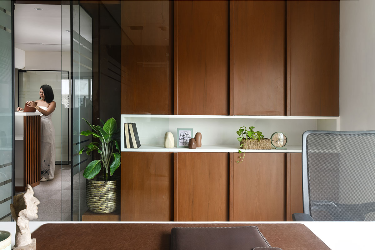 IR Class Office | Studio Modus