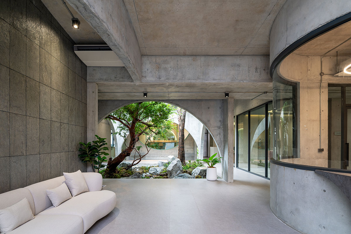 Novolife Headquarters Office | Studio Krubka