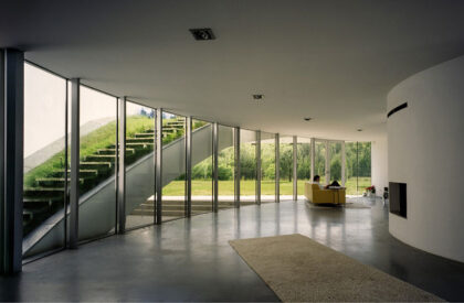 Outrial House | KWK Promes