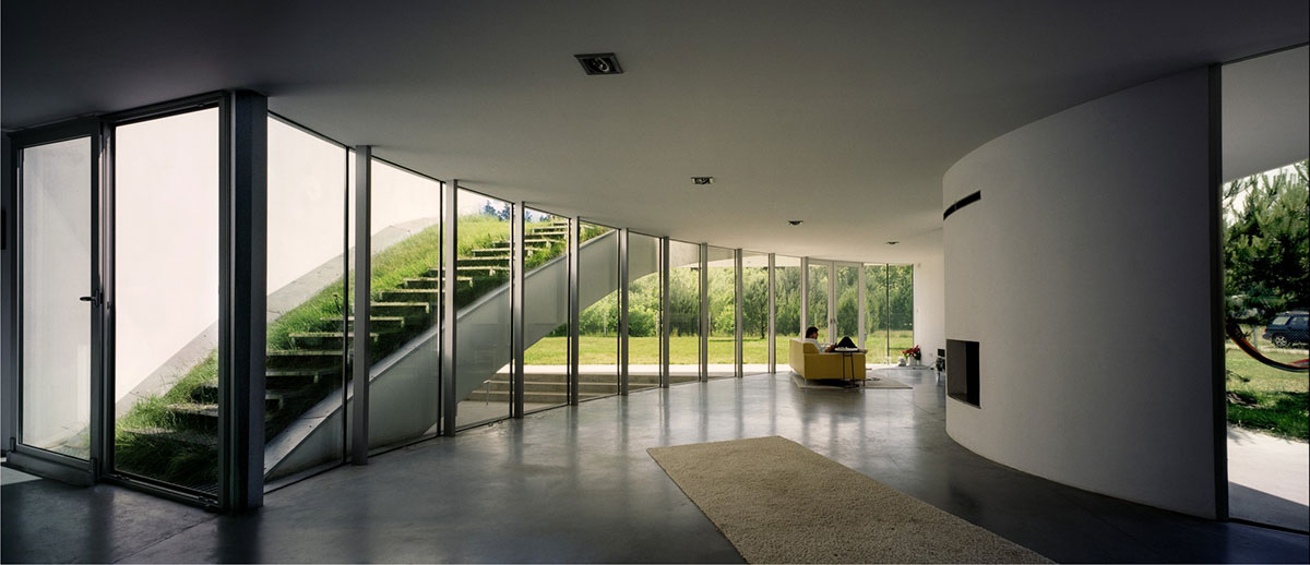 Outrial House | KWK Promes