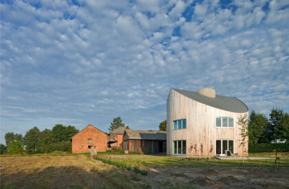 Standard House | KWK Promes