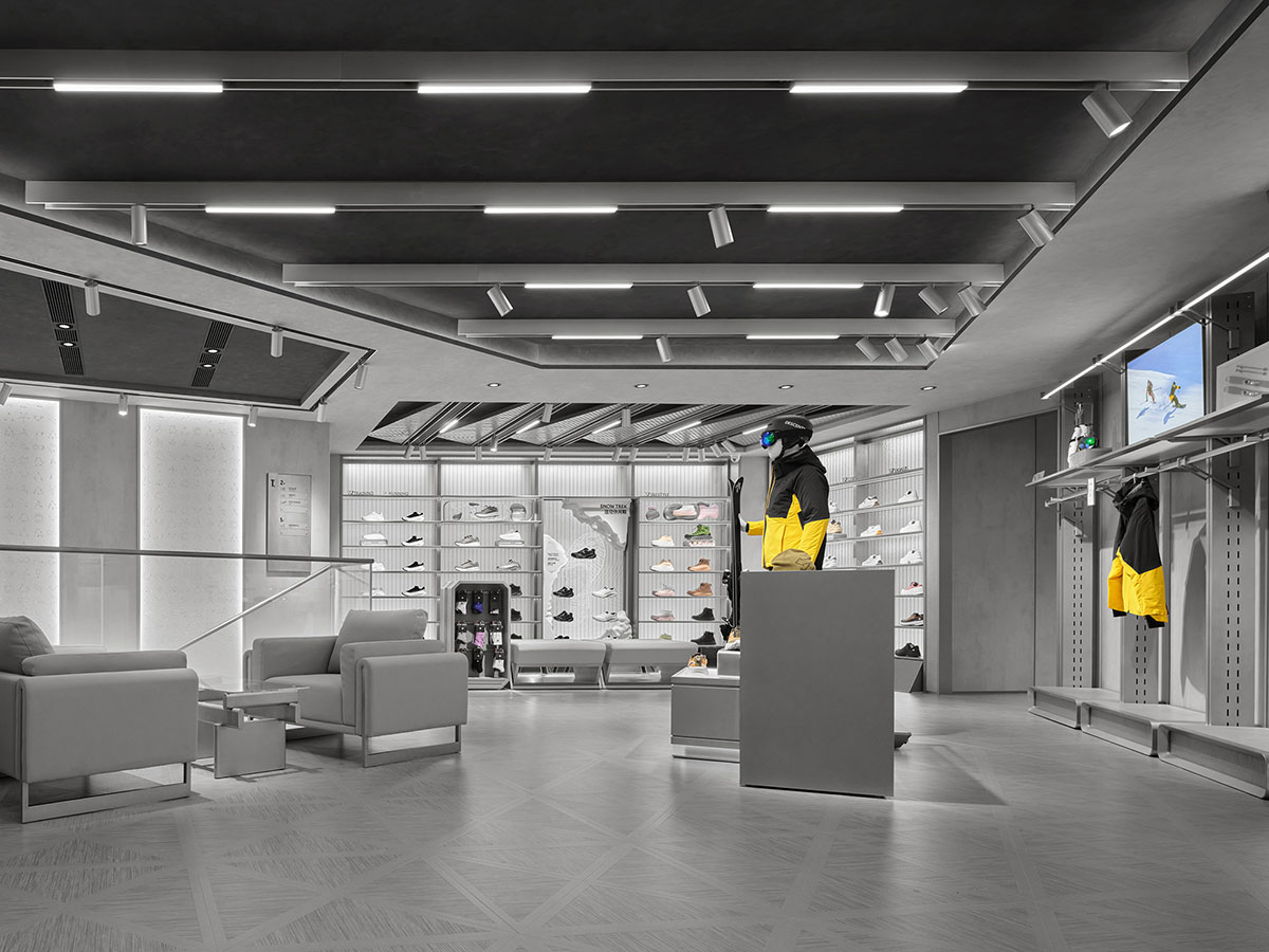 Descente Global Flagship Store | Still Young