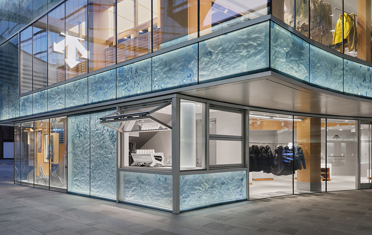 Descente Global Flagship Store | Still Young
