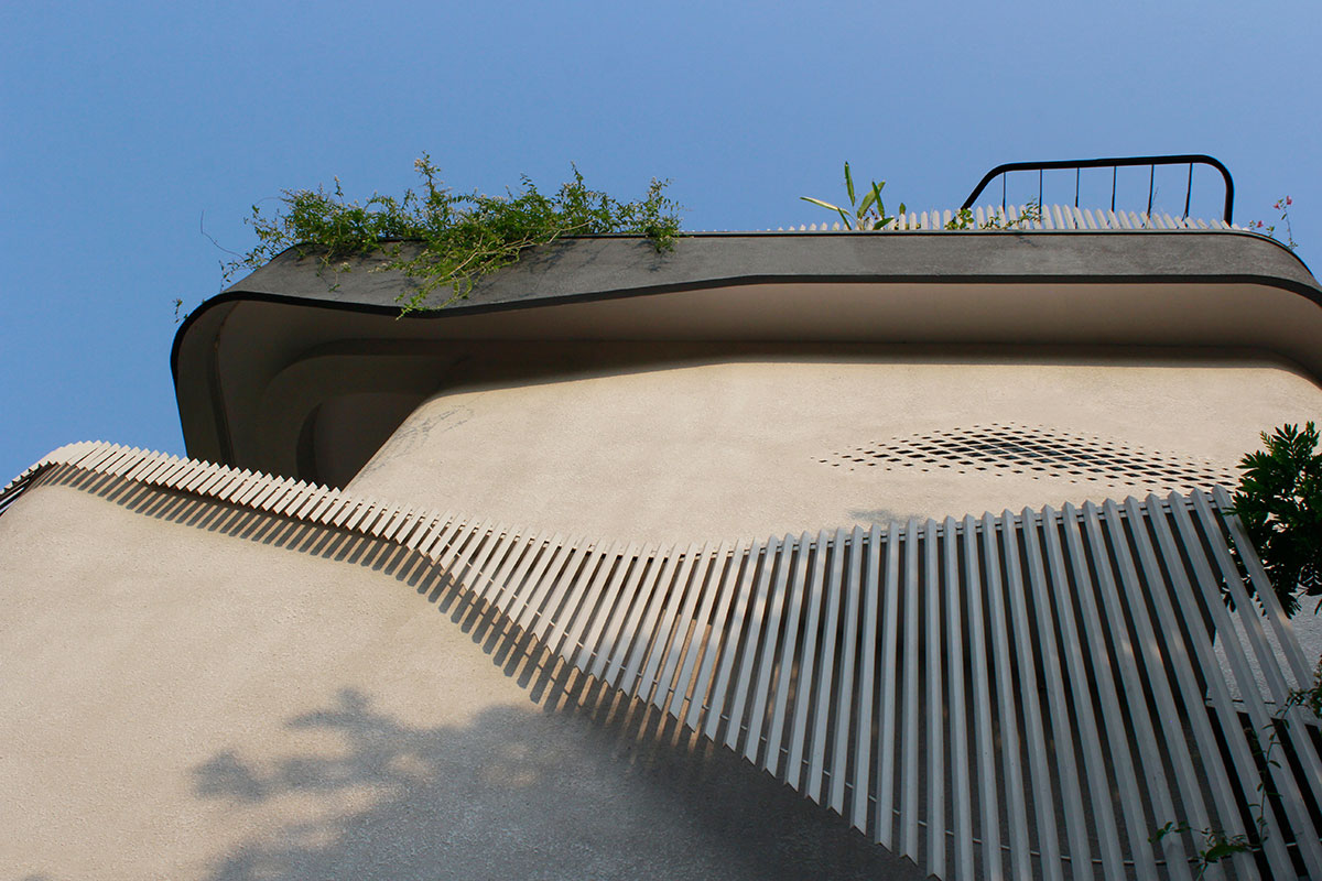 House of Counterbalance | Alae Architects